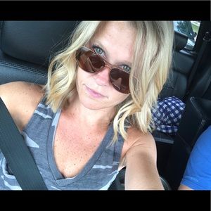 Meet your Posher, Tracy